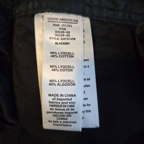 Good American Boss A- Line Shorts Size 0 Black High Rise - Picture 6 of 6